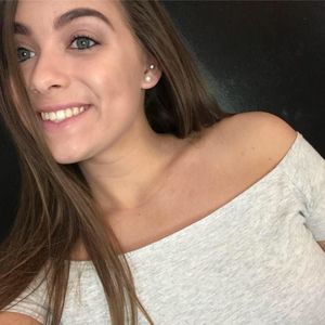 Meet your Posher, Cassie